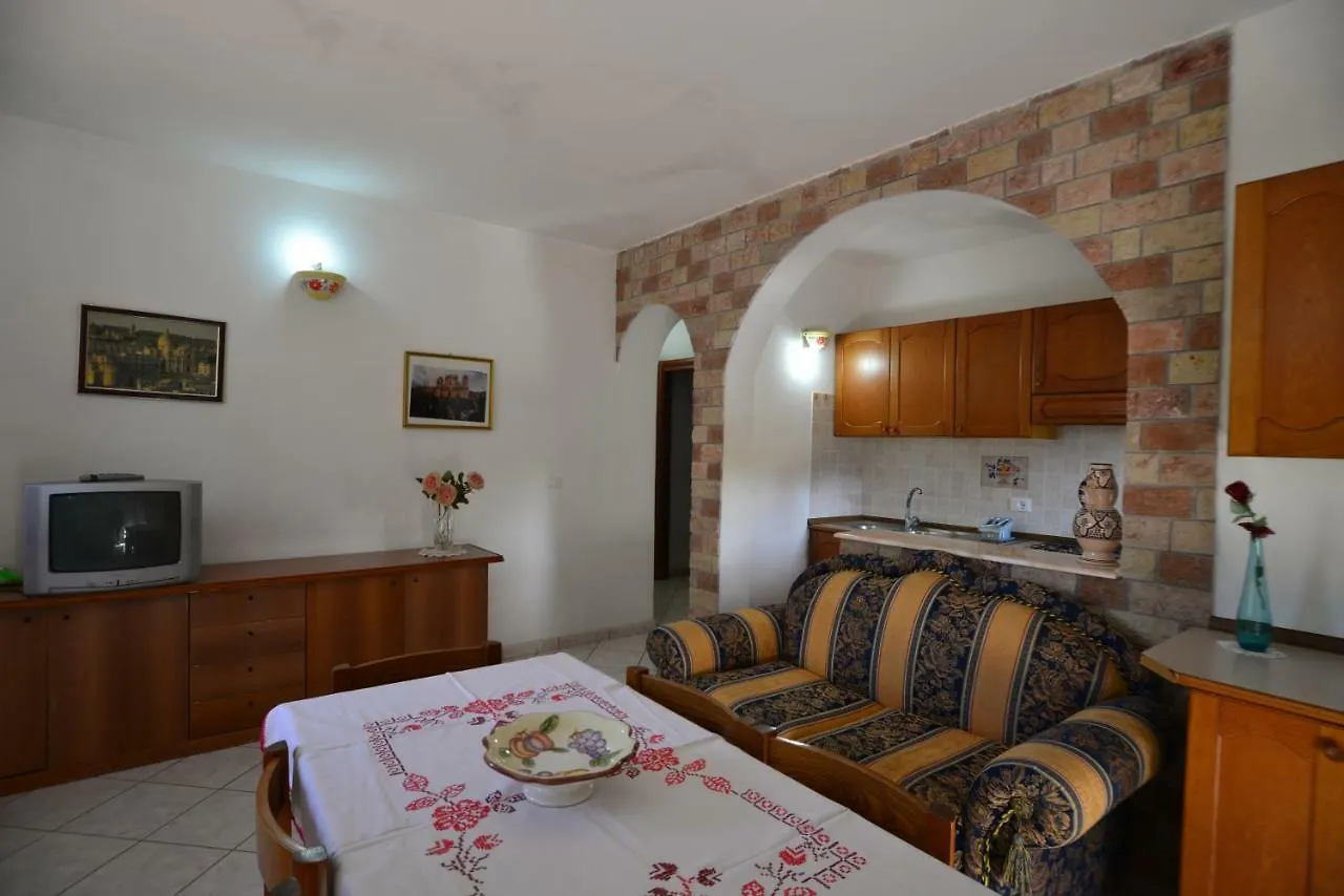 Hibiscus House Apartment Lido di Noto Italy